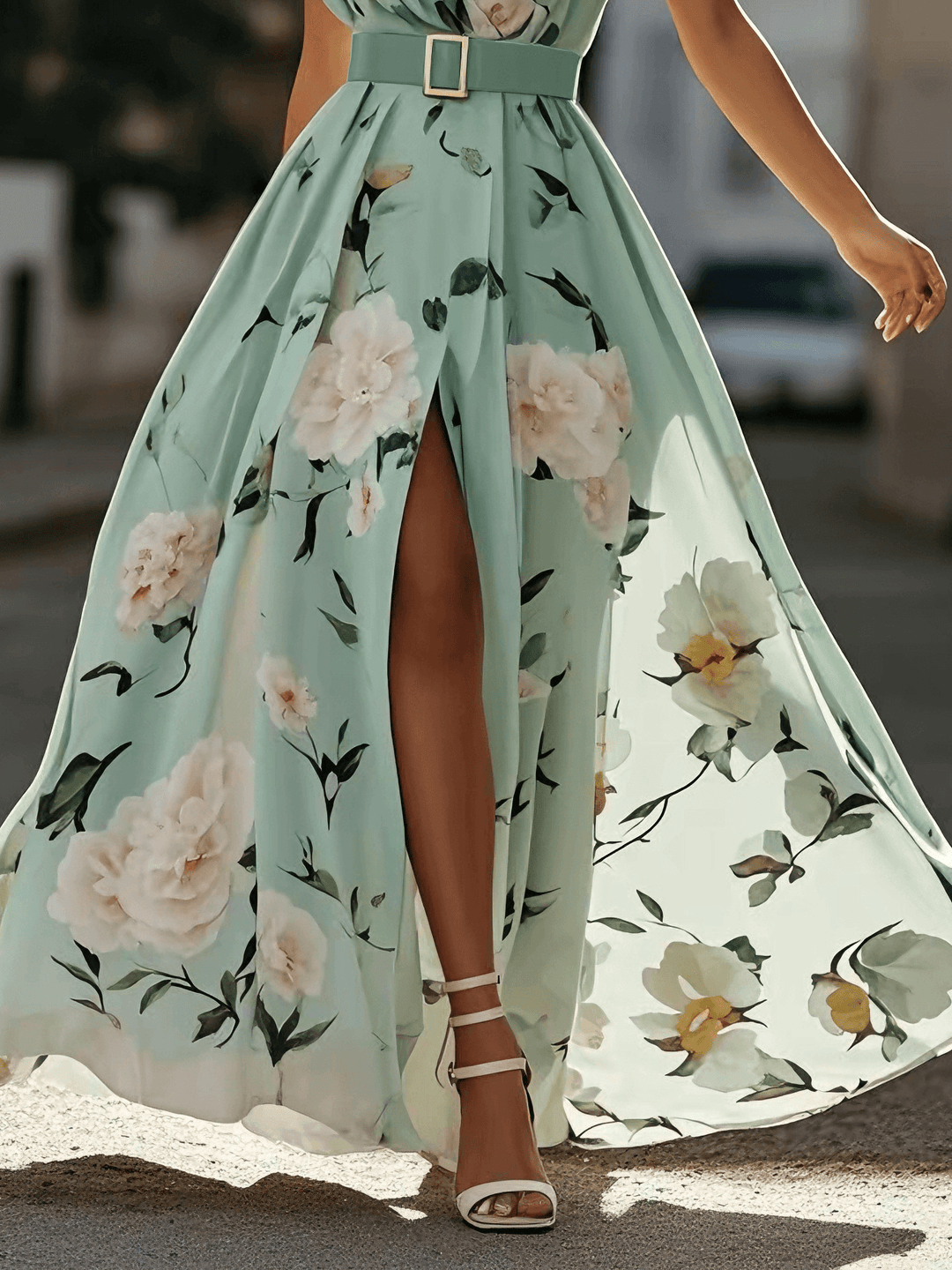 Amelie | Maxikleid Chiffon mit Blumenmuster mit freien Schultern hellgrün