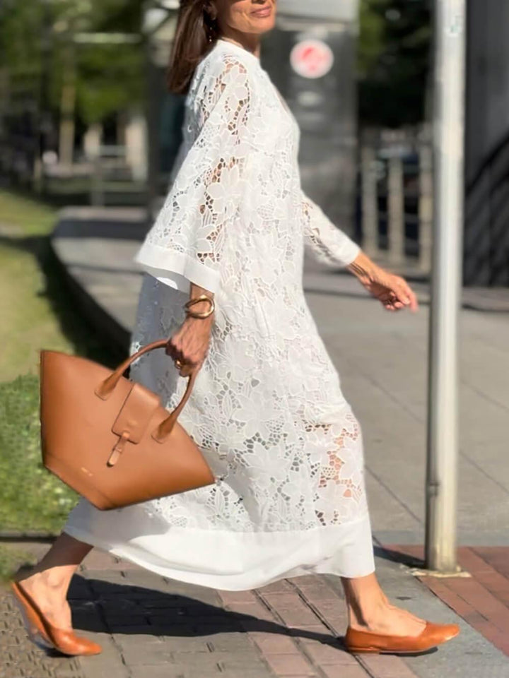 Magdalena | Midikleid mit V-Ausschnitt Blumen Glamour für den Strand