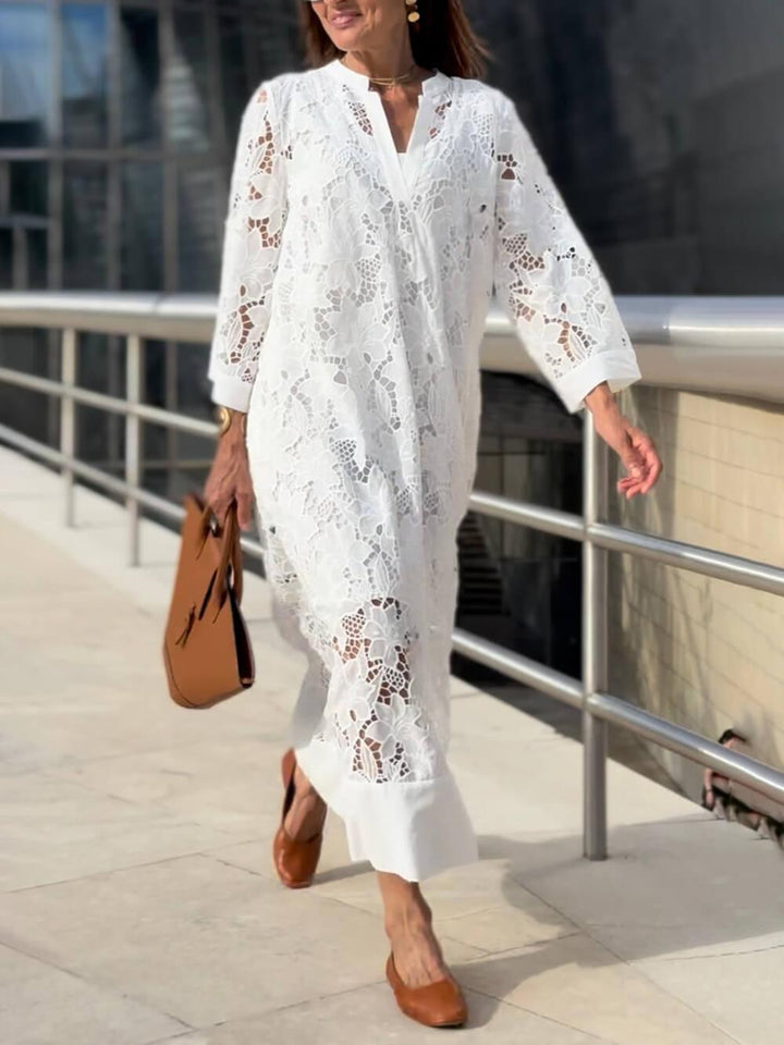 Magdalena | Midikleid mit V-Ausschnitt Blumen Glamour für den Strand