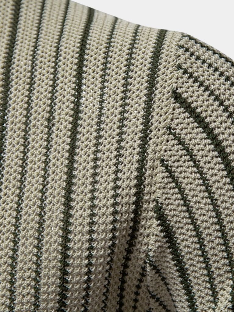 Vinzenz | Gestreiftes Strick-Poloshirt mit Knopfleiste