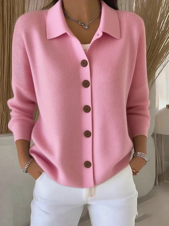 Antonia | Strickjacke mit Schalkragen und Knöpfen