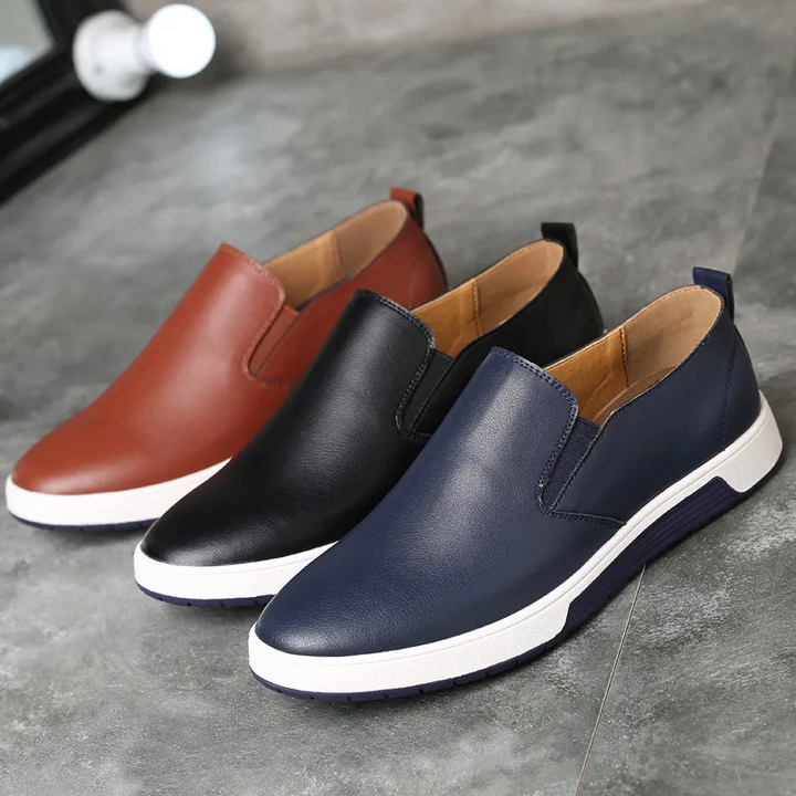 Ulrich | Schwarze Freizeit-Slipper
