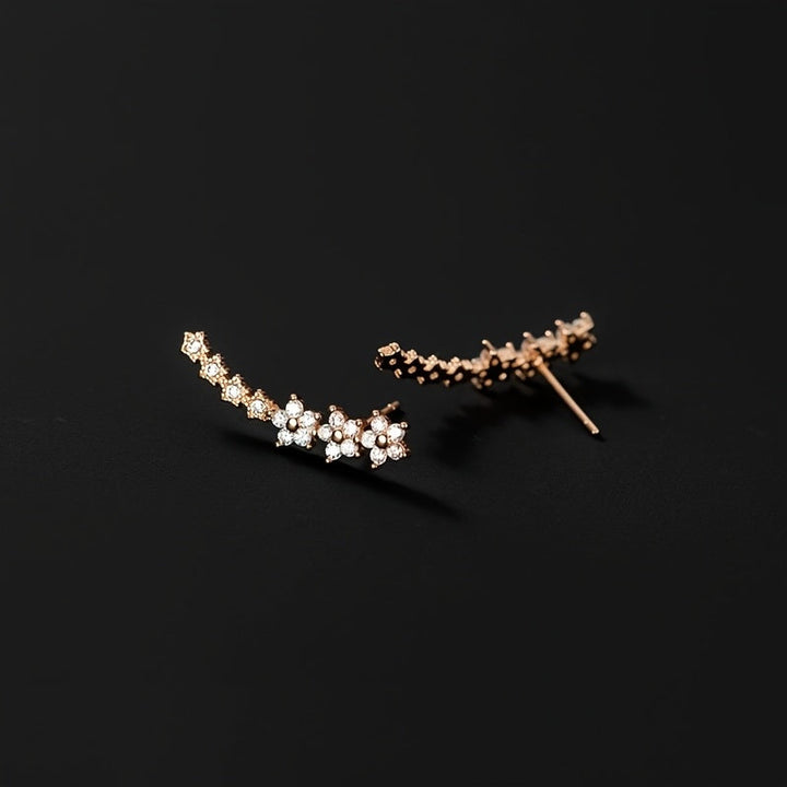Gabriele | Luxuriöse florale Strass Ohrringe