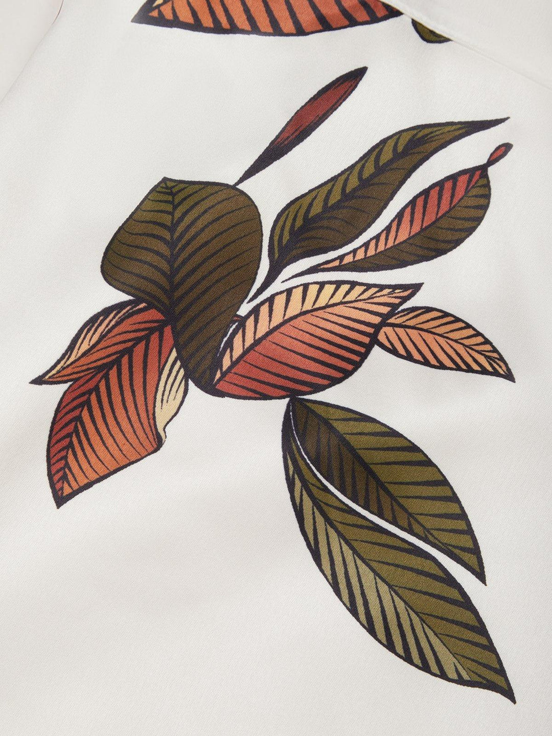 Alina | Midikleid aus Satin mit kurzen Ärmeln weiß