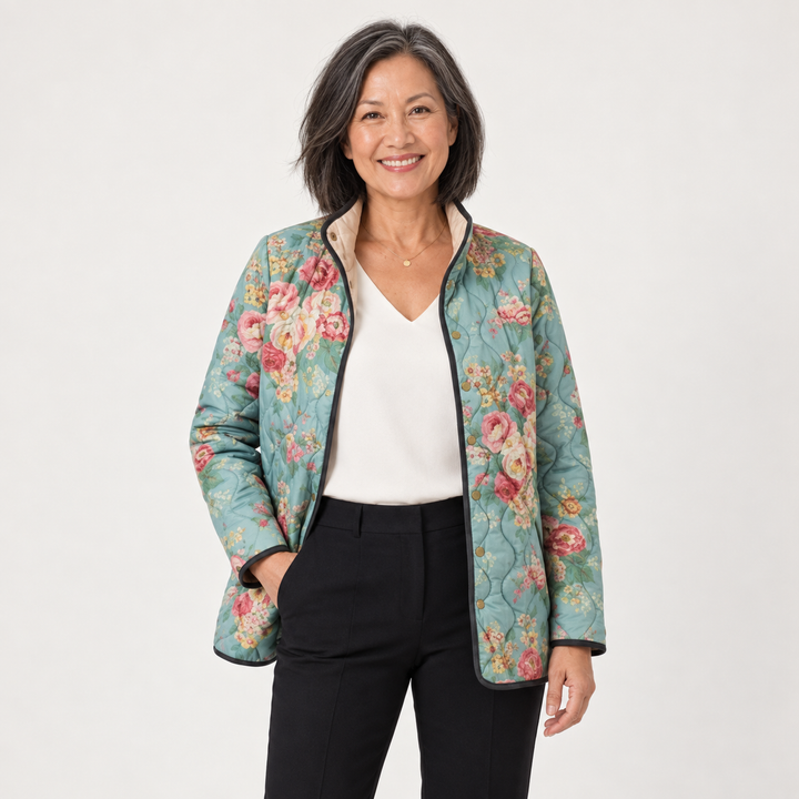 Klara | Steppjacke mit Rosen in Seladongrün