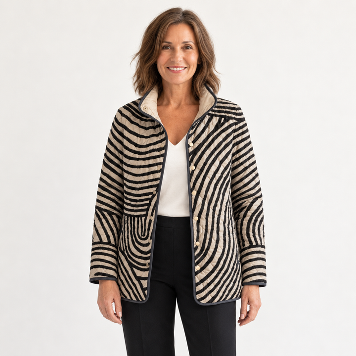 Clara | Steppjacke mit handgezeichneten Kreisen