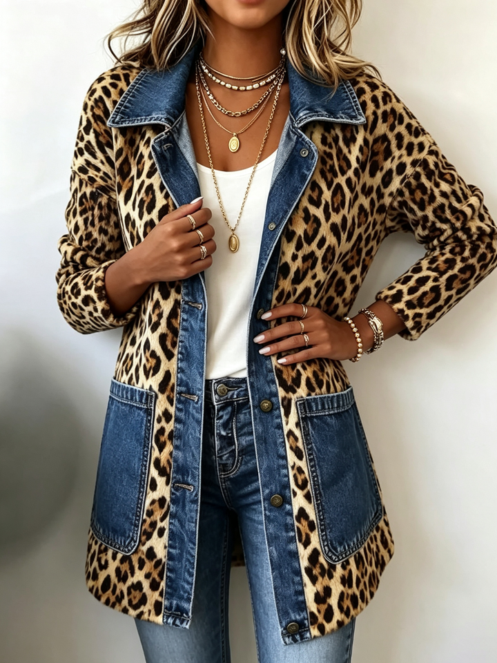 Heike | Lange Kontrastjacke mit Leopardenmuster und Jeansbesatz