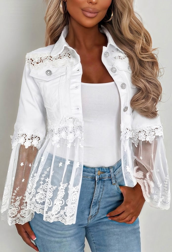 Ingrid | Jacke mit Spitzeneinsätzen
