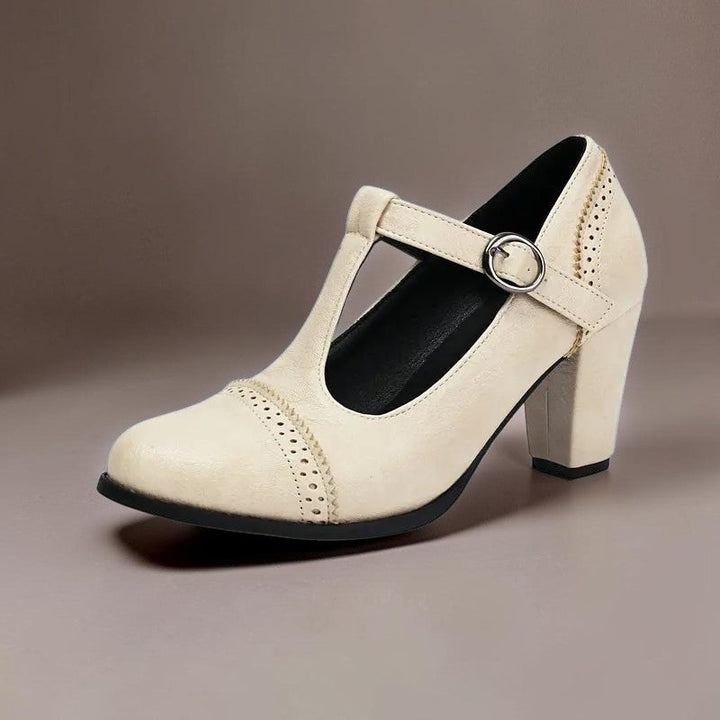 Marlene | Lochgenagelte Absatzschuhe Mit Riegel